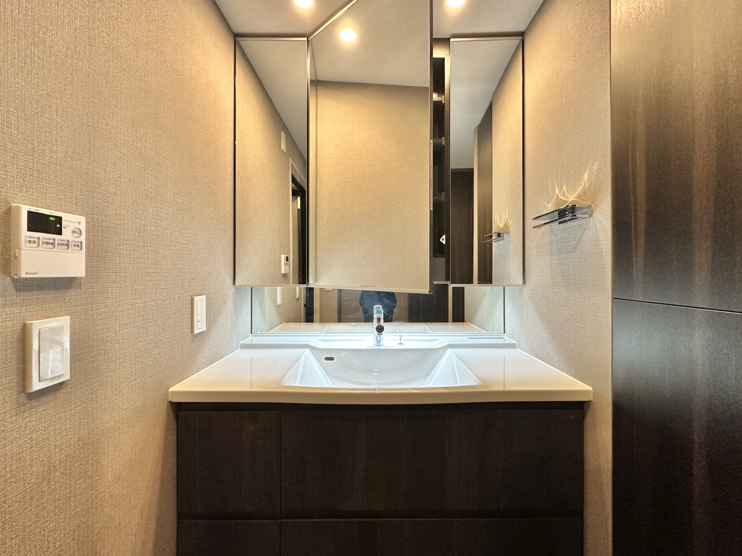 https://luxury-man-san.com