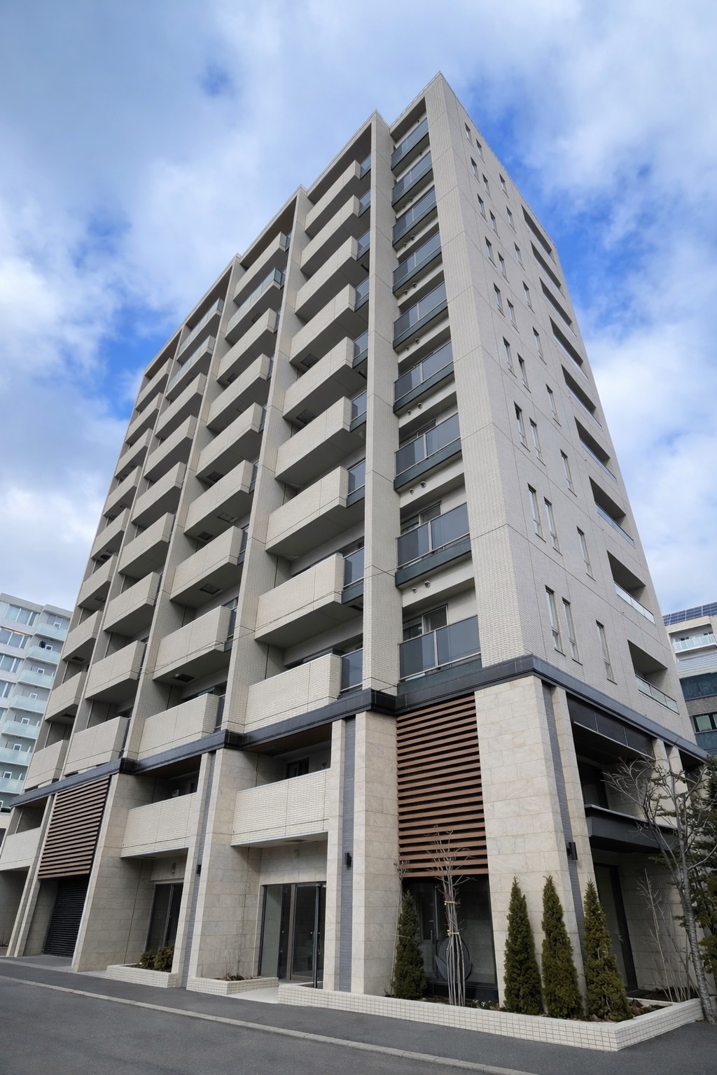 プレミスト円山公園鳳苑